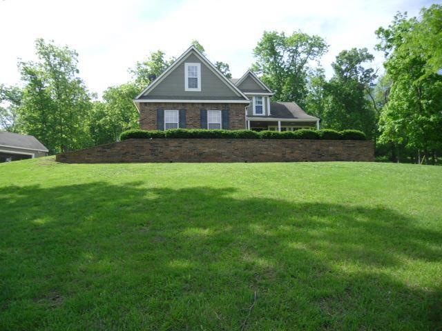 Stunning curb appeal