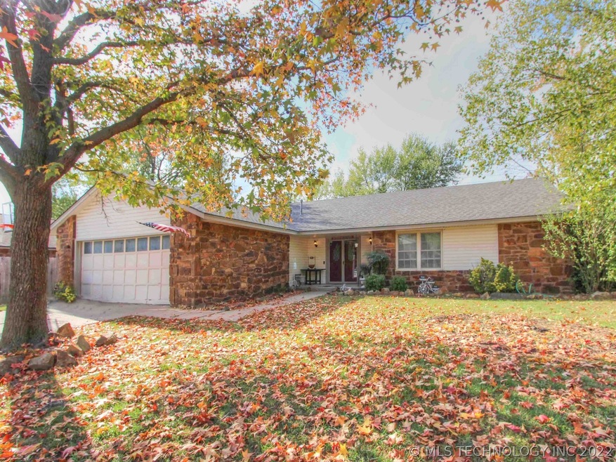 2700 S Fir Ave, Broken Arrow, OK 74012 - photo 1