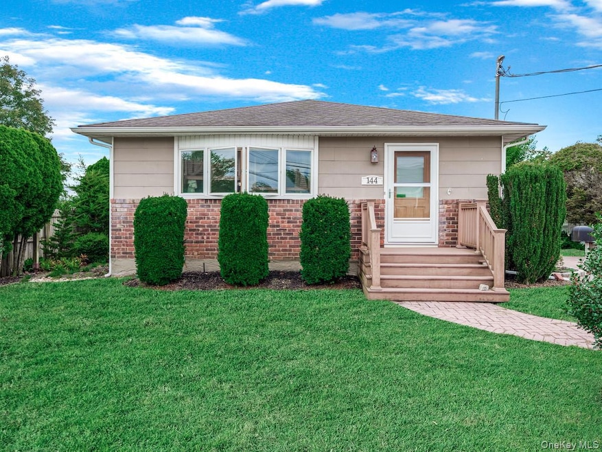 Sold $720,000 • Co-Listing Agent