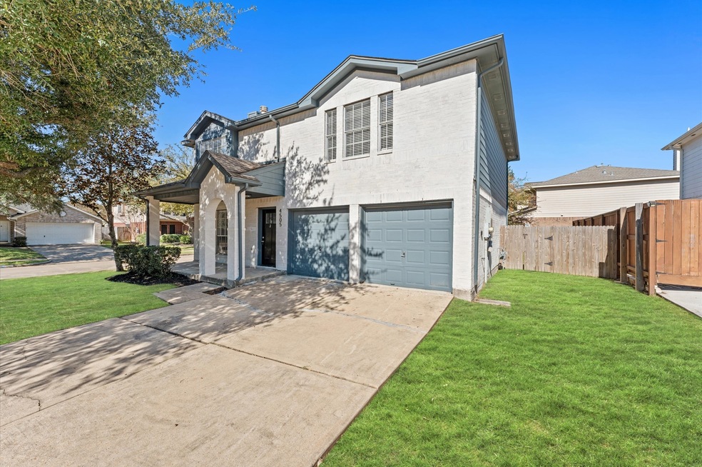 4505 Cornerstone St, Pearland, TX 77584 - photo 1