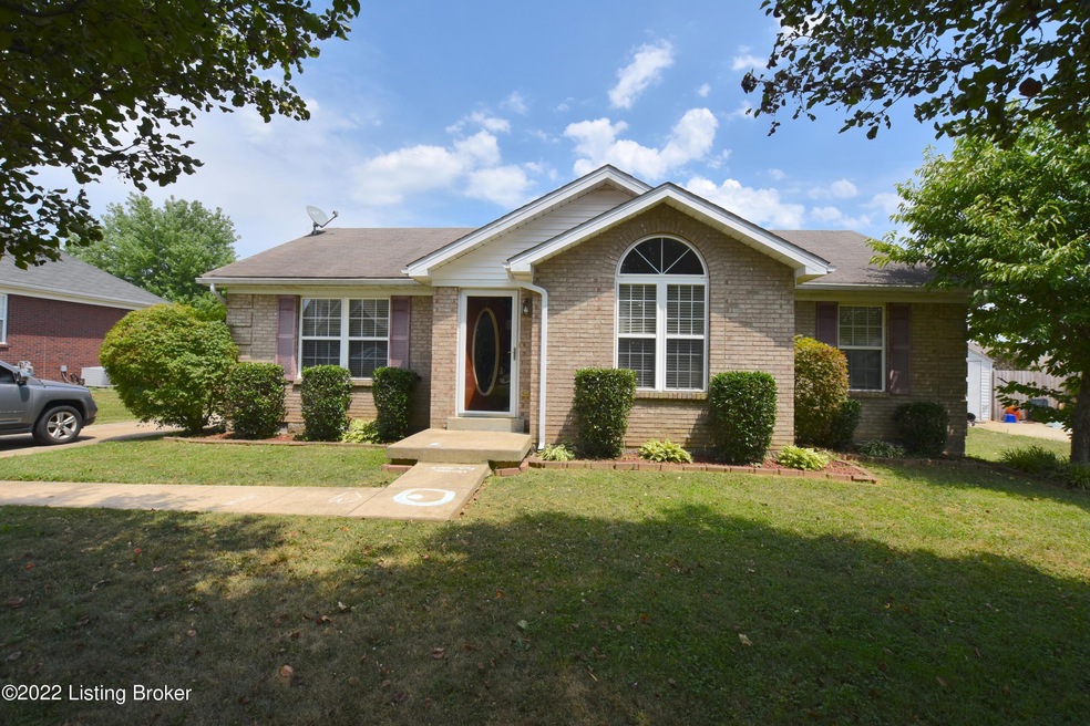 194 Farmview Dr, Mount Washington, KY 40047 - photo 1