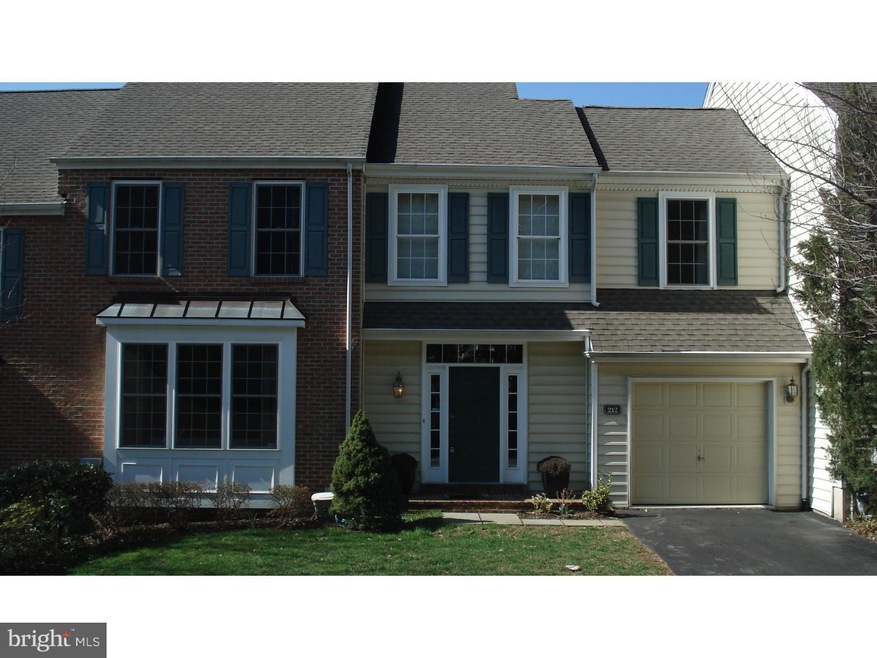 212 Hillsboro Mills Ln unit 53, Wallingford, PA 19086 - photo 1