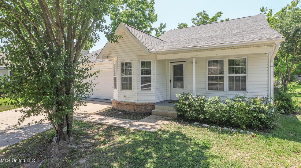 110 Yolanda Court-54021