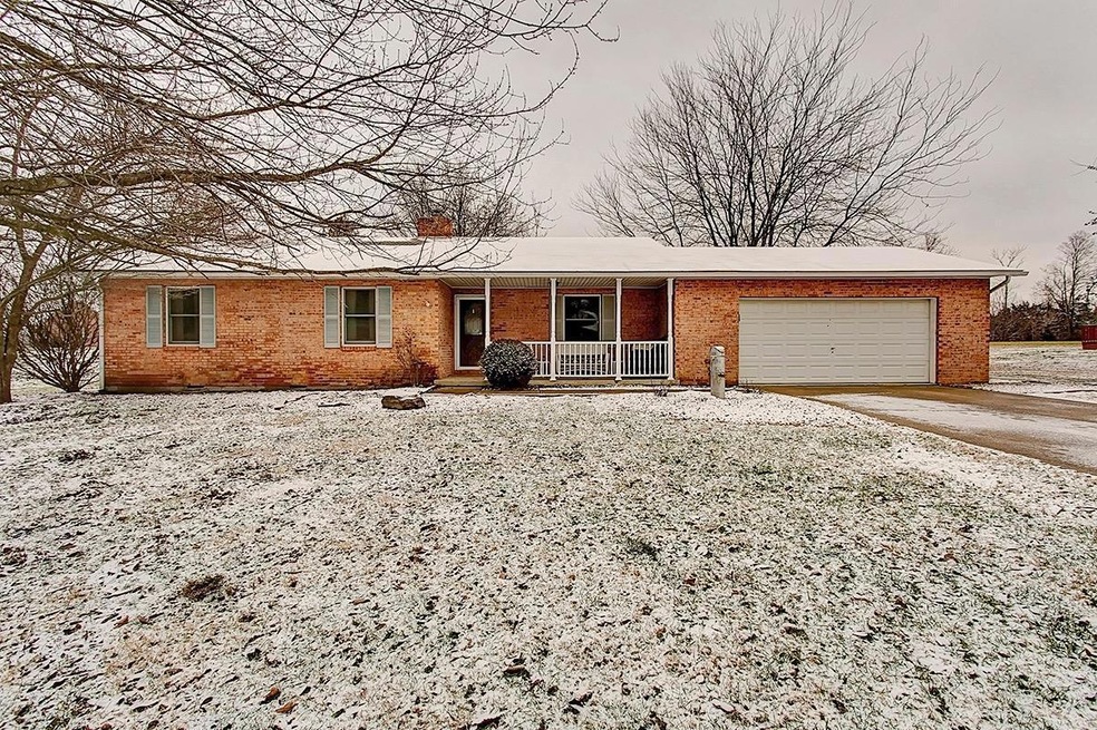 106 Lauray Dr, Georgetown, OH 45121 - photo 1