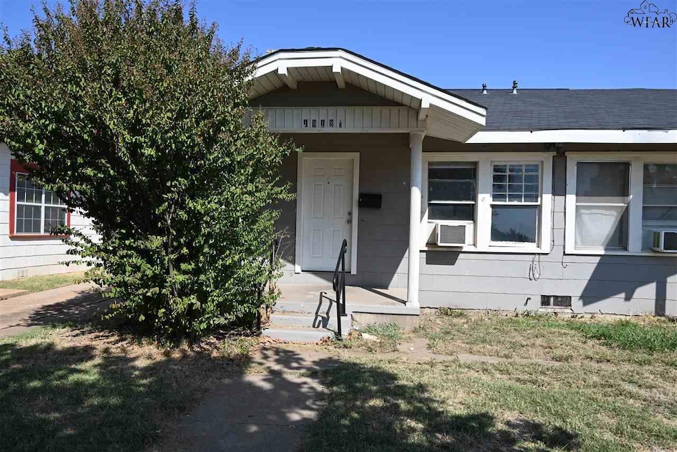 1818 Collins Ave unit 1/2, Wichita Falls, TX 76301 - photo 1