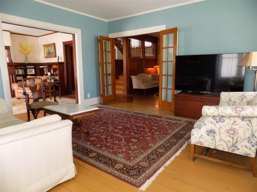 113 Church St, Saint Johnsbury, VT 05819 - photo 1