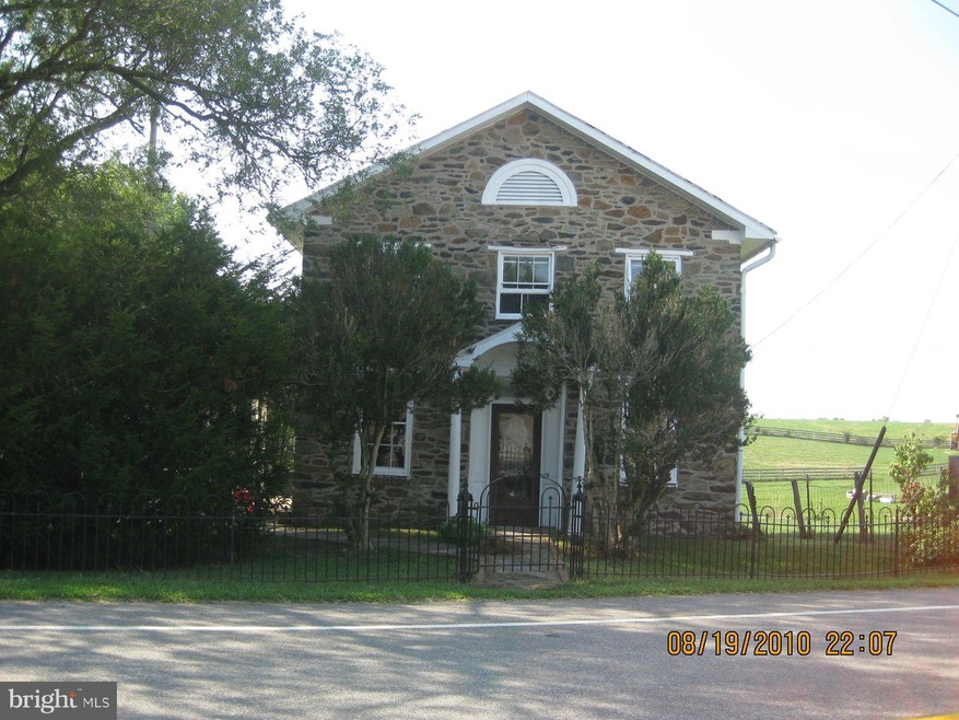 1341 Jefferson Pike, Knoxville, MD 21758 - photo 1