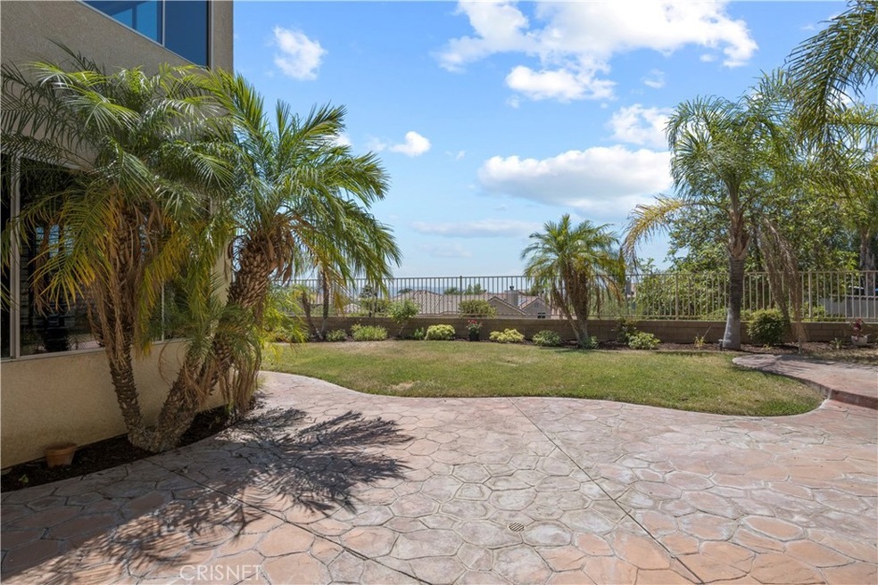 28570 Horseshoe Cir, Santa Clarita, CA 91390 - photo 1