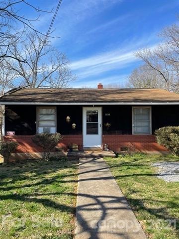 303 Stockton St, Statesville, NC 28677 - photo 1
