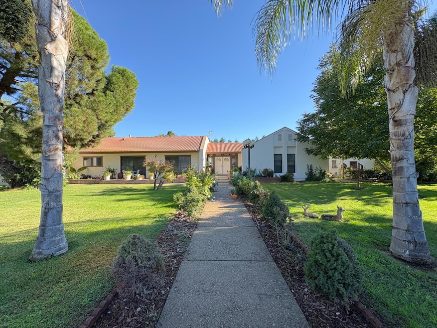 1262 Avalon Dr, Stockton, CA 95215 - photo 1