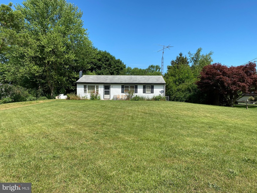 6841 Horst Rd, Chambersburg, PA 17202 - photo 1