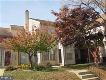 8921 Rusland Ct, Fort Washington, MD 20744 - photo 1