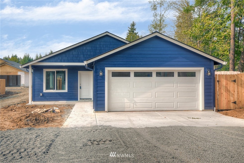 202 Oak St, Winlock, WA 98596 - photo 1