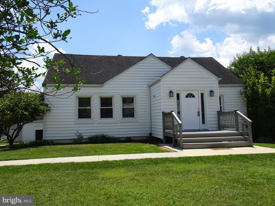 11 Gibbons Blvd, Cockeysville, MD 21030 - photo 1