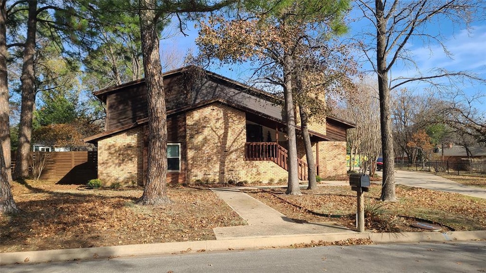 1909 Hollyhill Ln, Denton, TX 76205 - photo 1