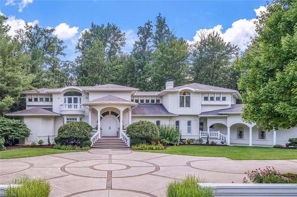 525 Club Dr, Aurora, OH 44202 - photo 1