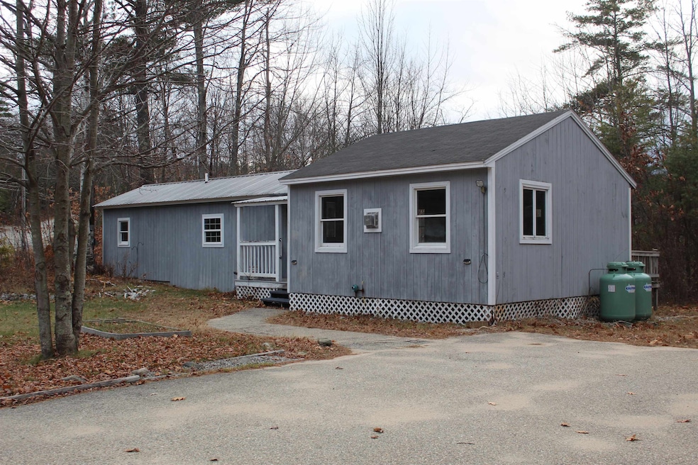 212 Odell Hill Rd, Conway, NH 03813 - photo 1