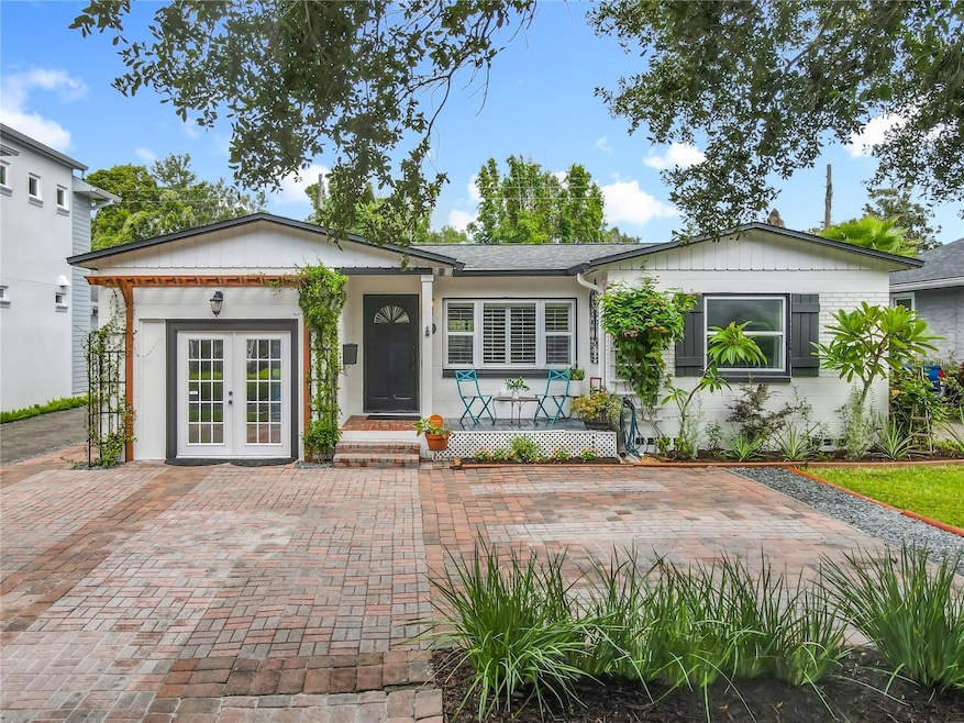 For Sale $539,900 • Co-Listing Agent