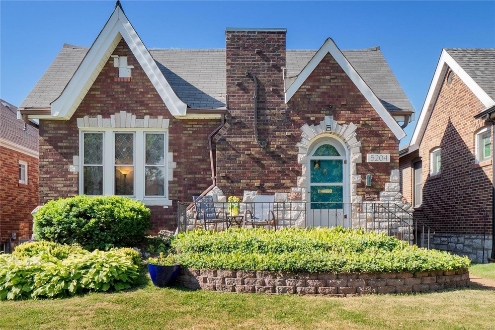 5204 Mardel Ave, Saint Louis, MO 63109 - photo 1