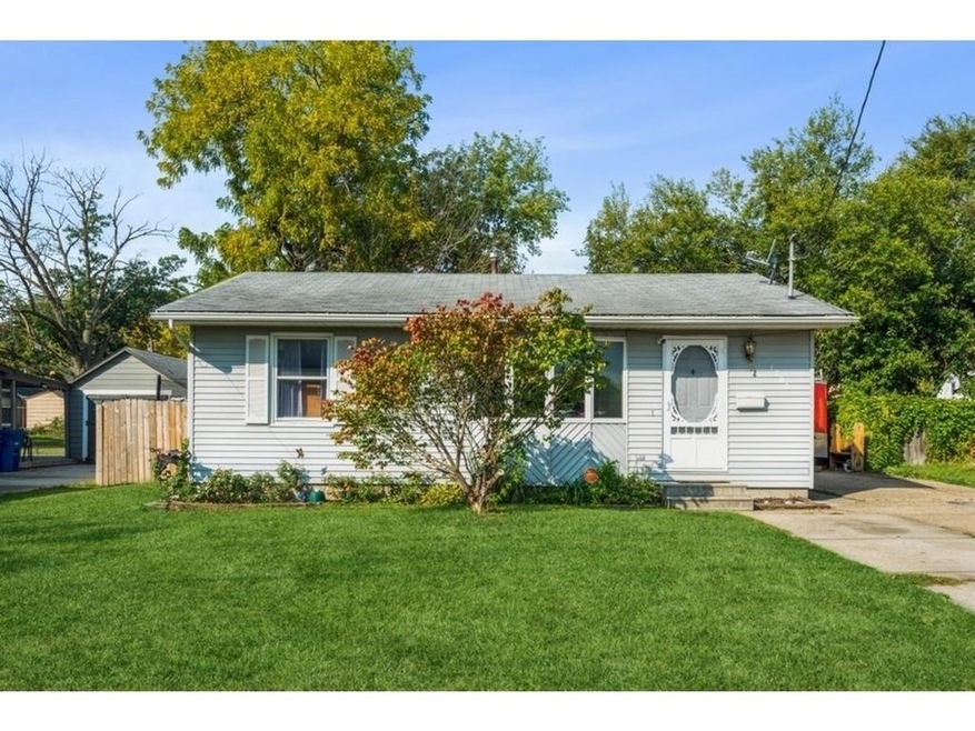 1700 Lay St, Des Moines, IA 50317 - photo 1