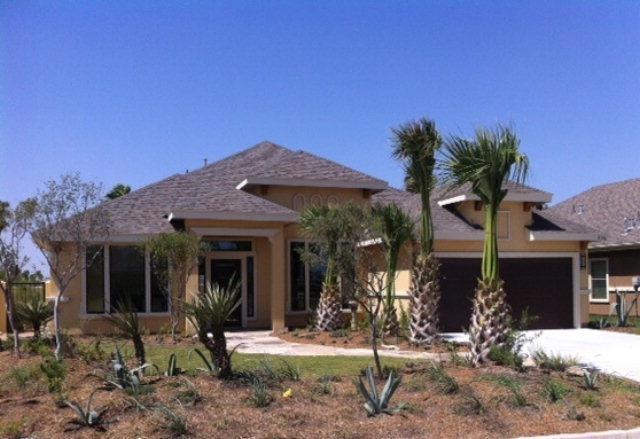 4106 Hummingbird Ln, Mission, TX 78572 - photo 1