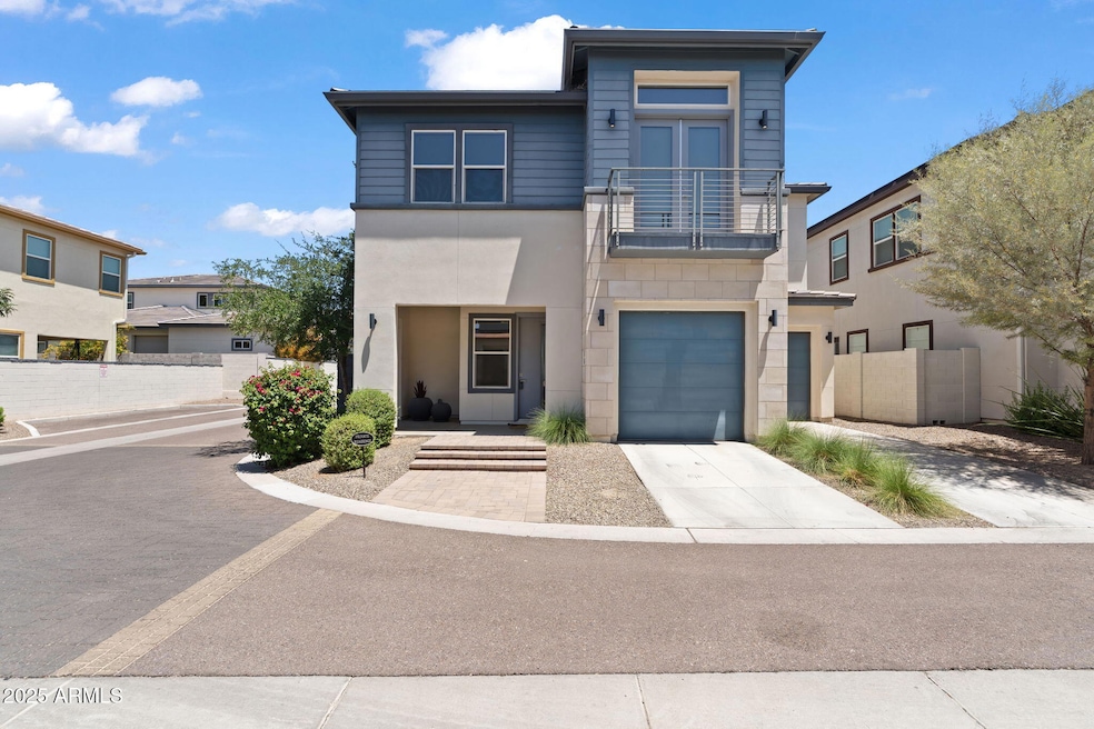 1555 E Ocotillo Rd unit 16, Phoenix, AZ 85014 - photo 1