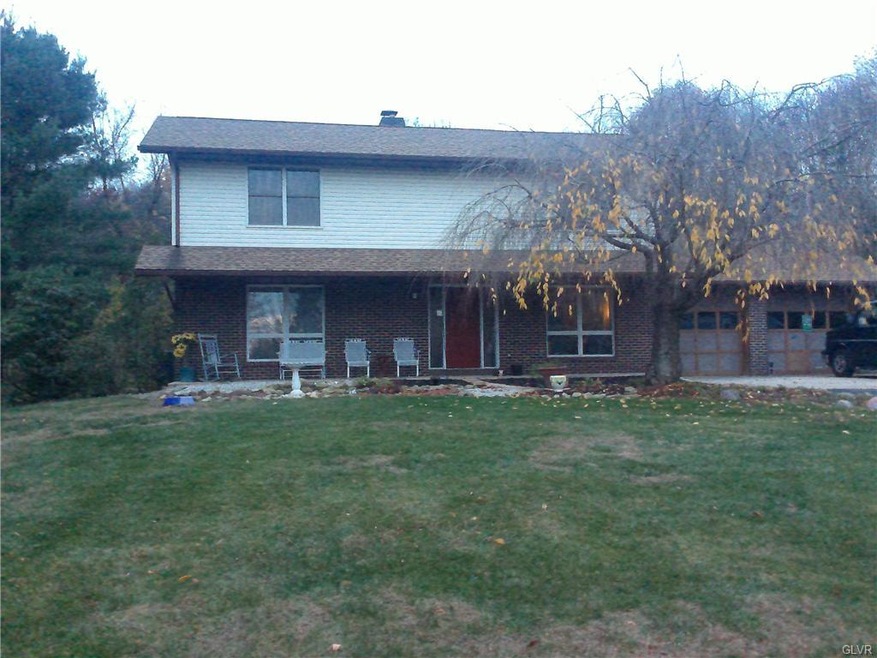 5244 S Mountain Dr, Emmaus, PA 18049 - photo 1