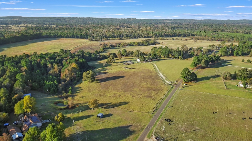 509 An County Road 190, Elkhart, TX 75839 - photo 1