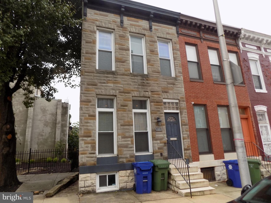 725 E Biddle St, Baltimore, MD 21202 - photo 1