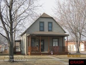 727 N Minnesota St, New Ulm, MN 56073 - photo 1