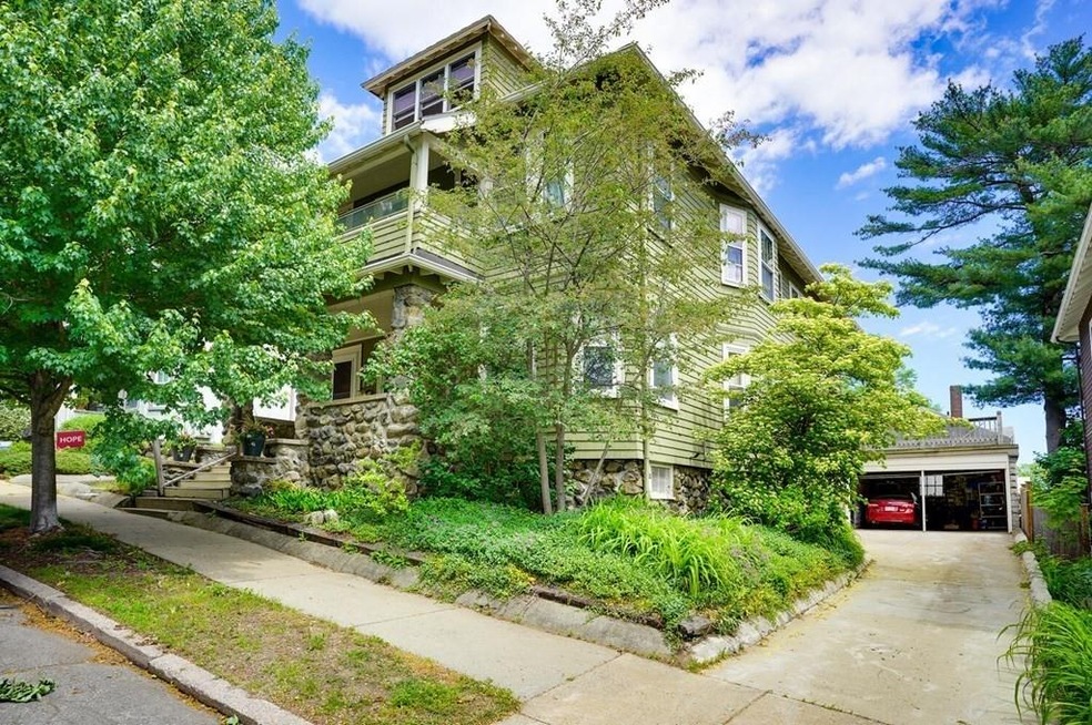 129 Winsor Ave unit 2, Watertown, MA 02472 - photo 1