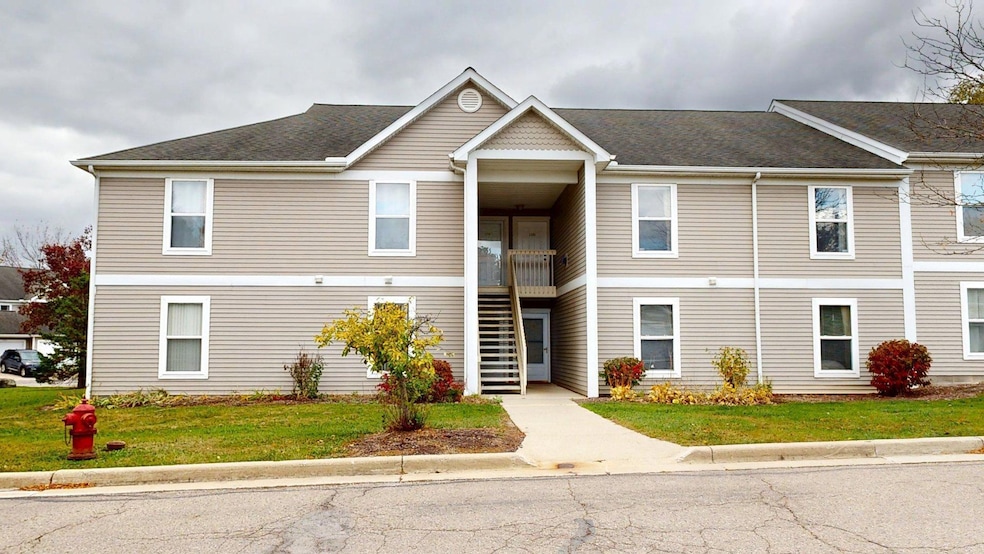 1265 Millbrook Trail unit 101, Ann Arbor, MI 48108 - photo 1