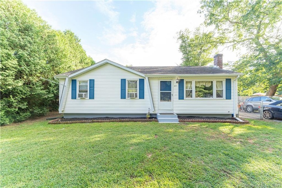 87 Tarbox Rd, Plainfield, CT 06374 - photo 1