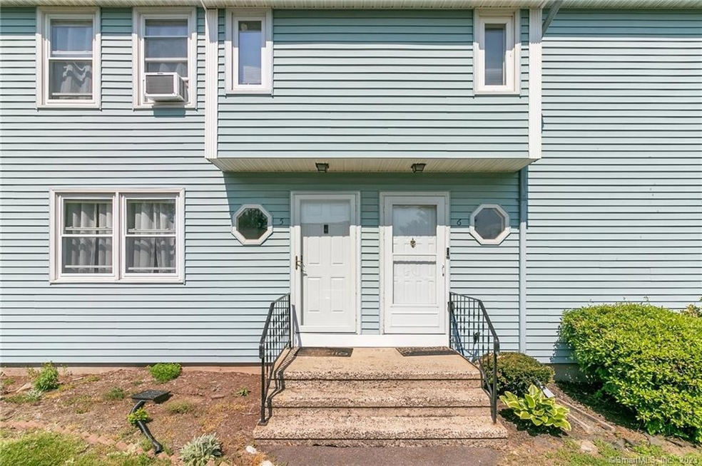 1 Abbott Rd unit 5, Ellington, CT 06029 - photo 1