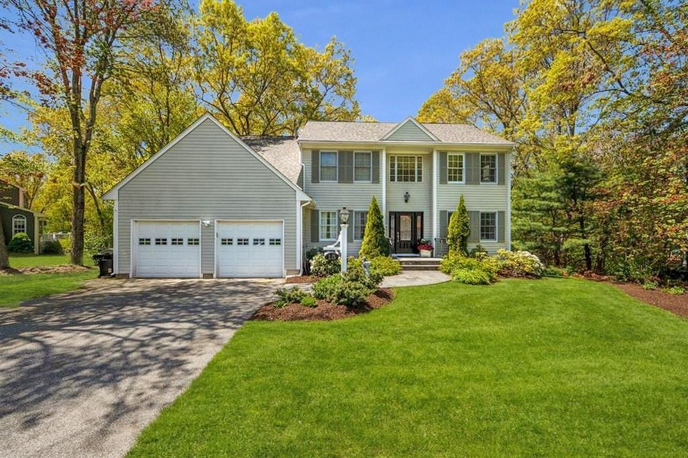 15 Waterman Farm Rd, Cumberland, RI 02864 - photo 1