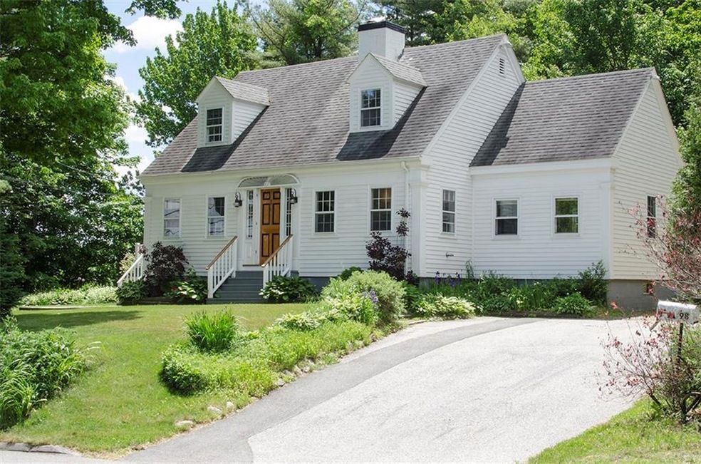 98 Bow St, Freeport, ME 04032 - photo 1