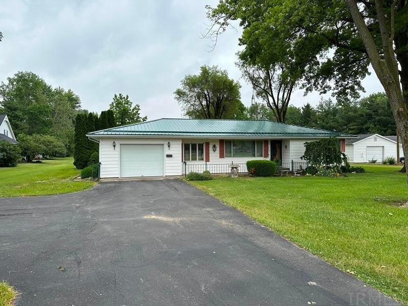 835 Rainbow Rd, Geneva, IN 46740 - photo 1