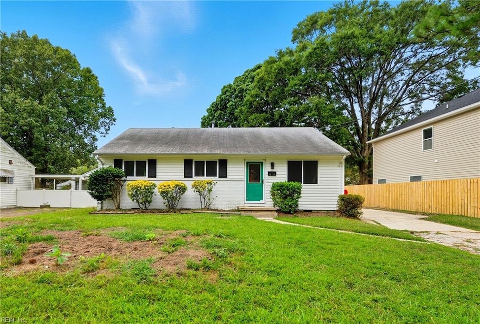 2512 Chesapeake Ave, Chesapeake, VA 23324 - photo 1