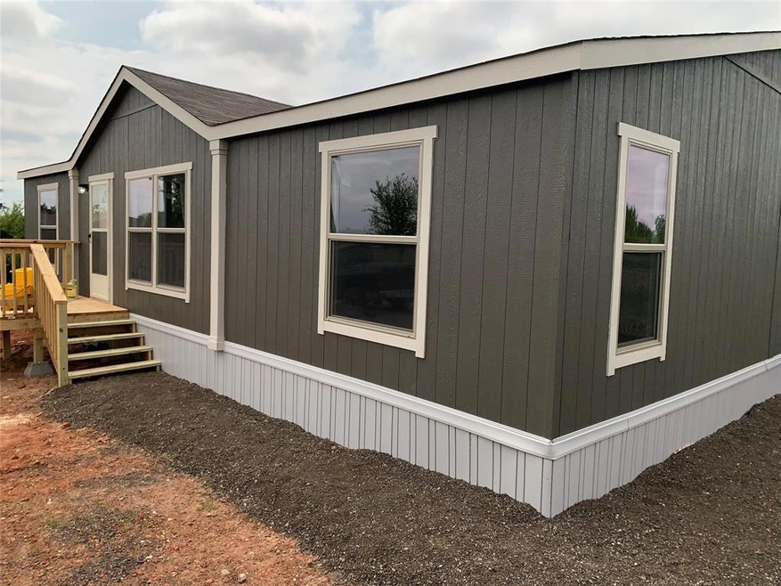 145 Grover Ct, Decatur, TX 76234 - photo 1