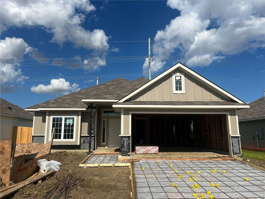 215 Whaley St, Caldwell, TX 77836 - photo 1