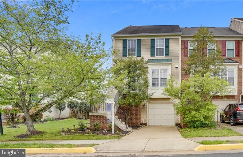 Sold $502,250 • Co-Listing Agent