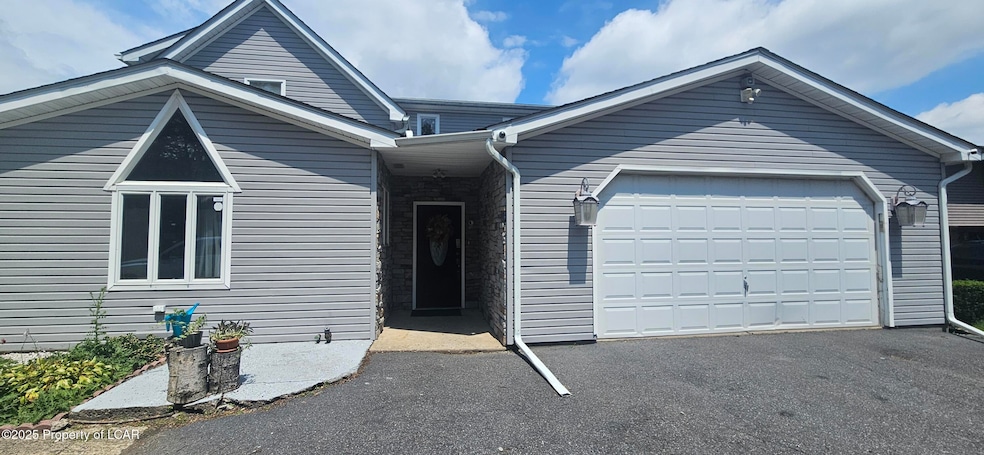 155 Dietrich Ave, Hazleton, PA 18201 - photo 1