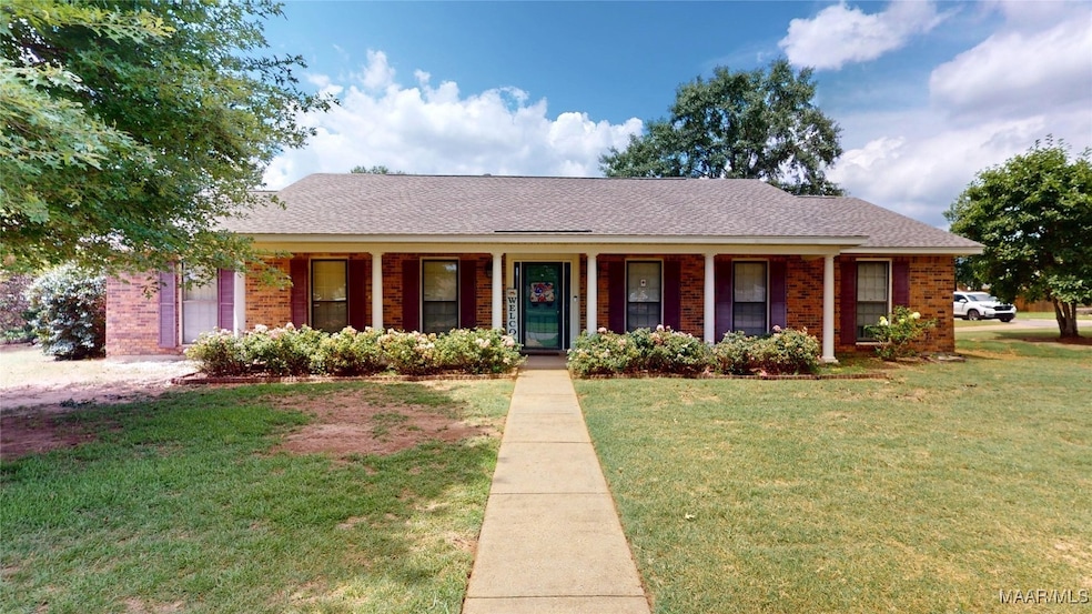 1843 Tara Dr-Corner lot