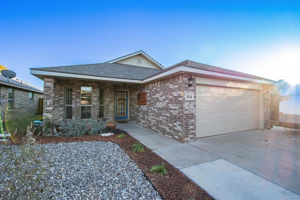 304 E 98th St, Odessa, TX 79765 - photo 1