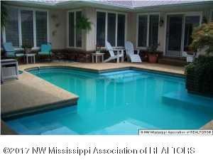 Gunite pool