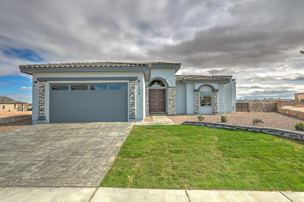 776 Lincolnshire St, El Paso, TX 79928 - photo 1