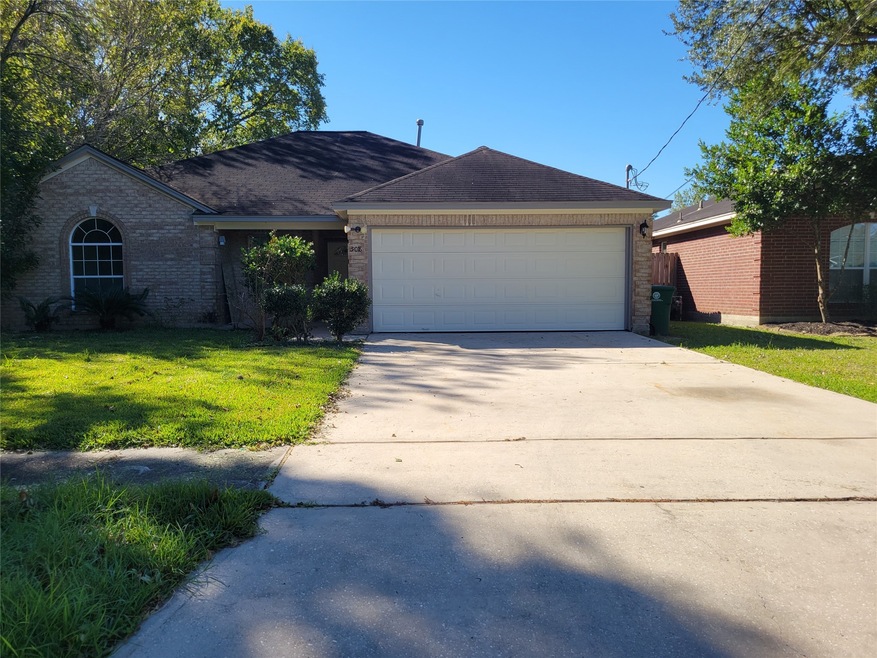 5018 Bricker St, Houston, TX 77033 - photo 1