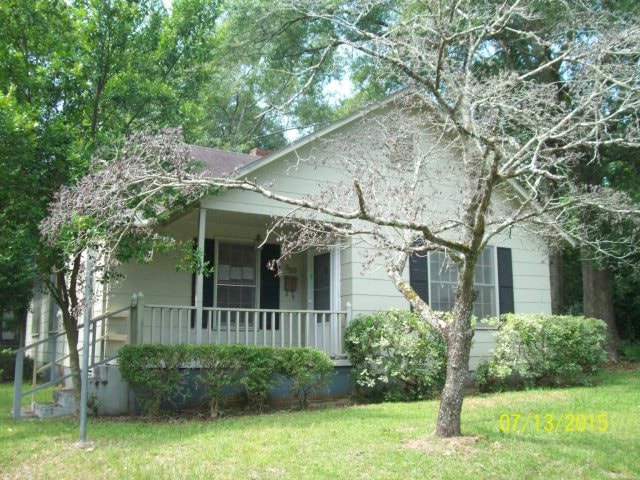 620 Sellers St E unit 1, Douglas, GA 31533 - photo 1