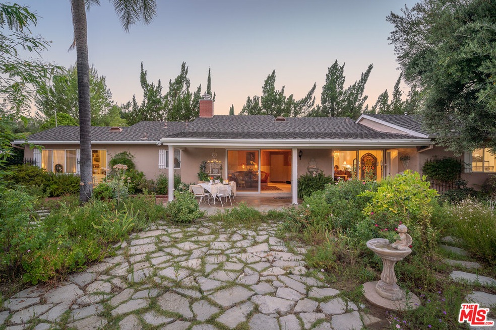 4720 Canoga Ave, Woodland Hills, CA 91364 - photo 1