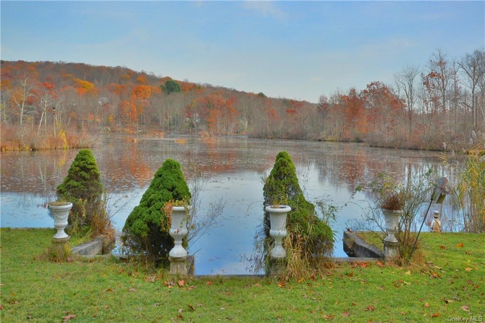 193 Tibet Dr, Carmel, NY 10512 - photo 1